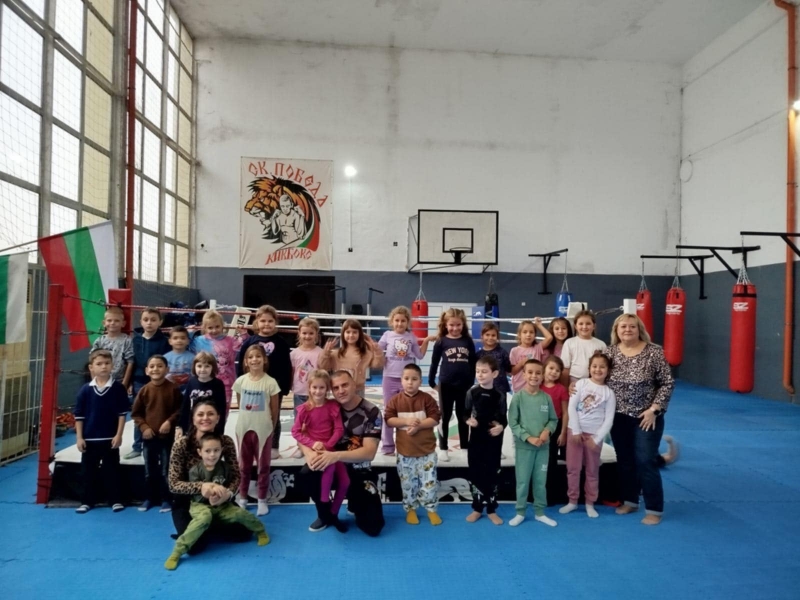 Врачански деца представиха любопитните професии на своите бащи