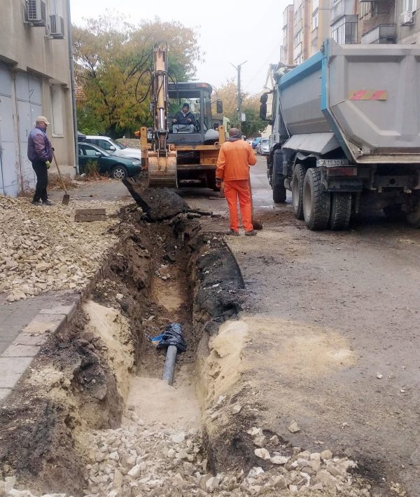 Започна цялостен ремонт на ул. „Христо Ботев“ в Лом
