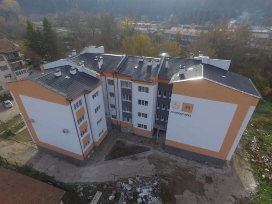 С близо половин милион евро реновираха жилищен блок в Димово