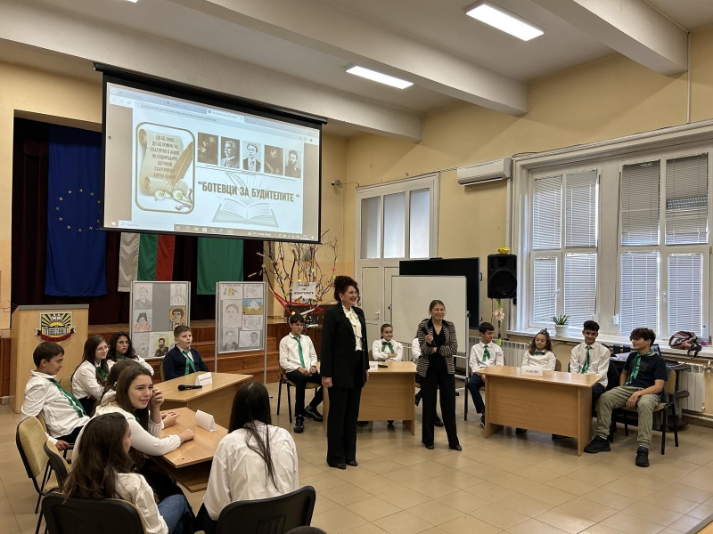 Ученици показаха знания за будителите в оспорвано състезание