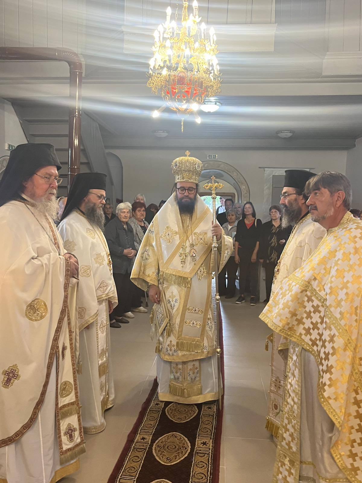 Видинският митрополит с литургия в Расово