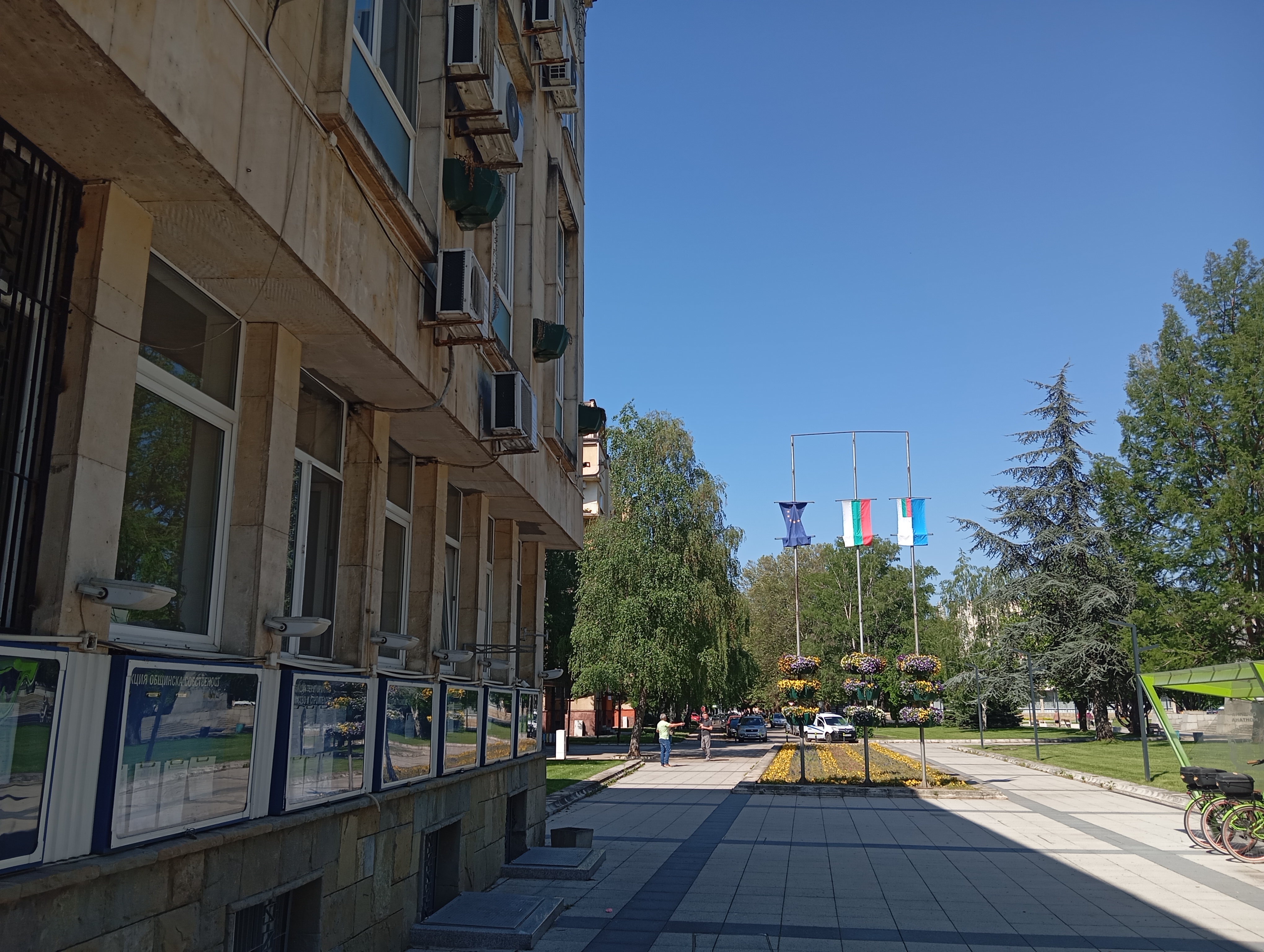 В Монтана обявиха ден на траур за загиналите при тежката катастрофа служители на БЧК