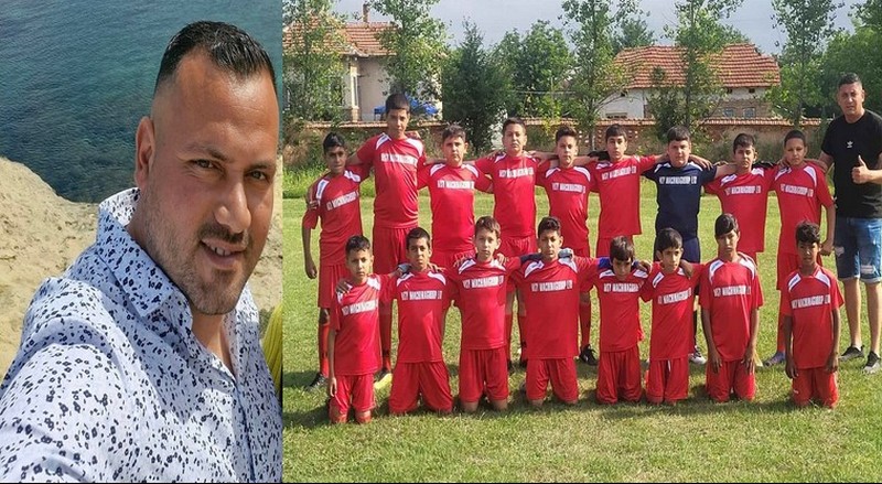 Бизнесмен дарява пари на детски футболен отбор