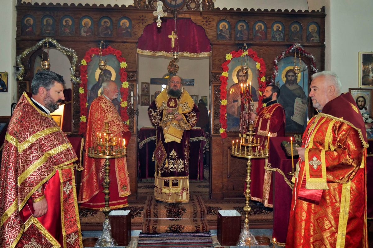 Връчиха уникален подарък на Врачанския митрополит