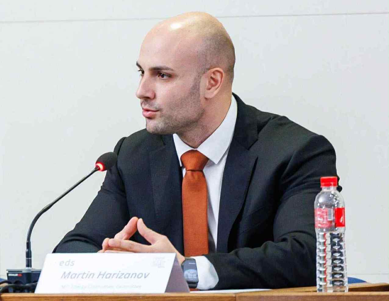 Мартин Харизанов: България има нужда от своите млади лекари