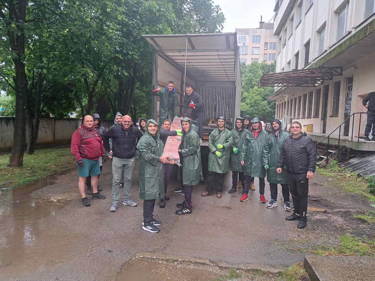 Предоставиха безвъзмездно снукър маси във Враца