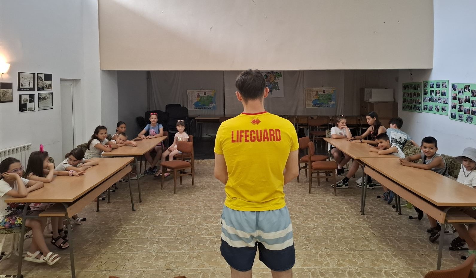 Учиха децата в Паволче как да се забавляват безопасно до водата