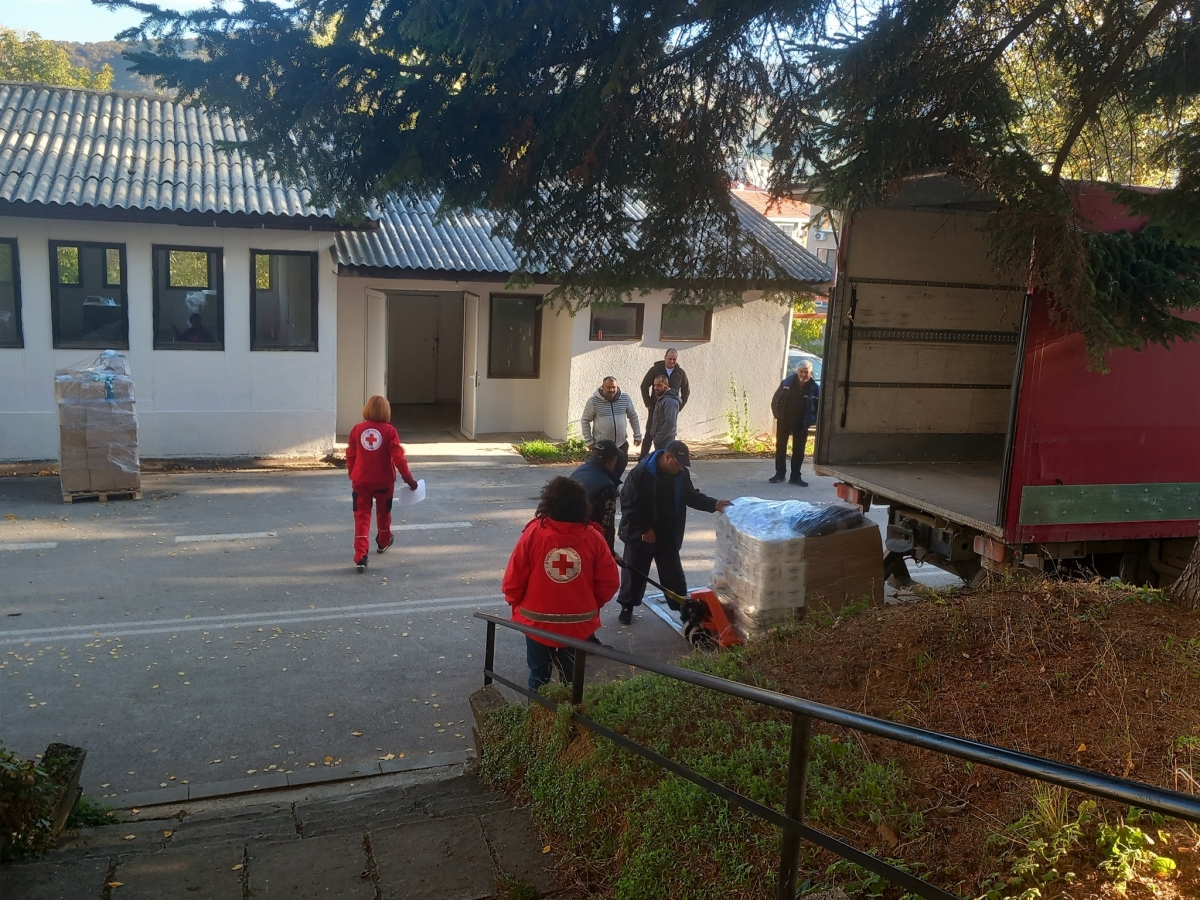 Над 900 хранителни пакета ще раздадат в пункта на БЧК в Белоградчик