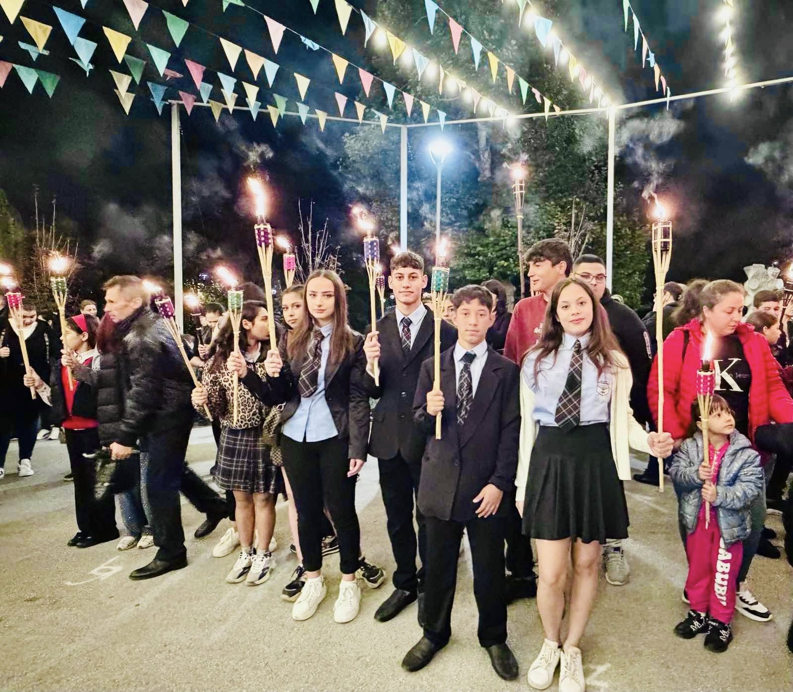 С факелно шествие и отличия за просветители почетоха будителите в Кнежа