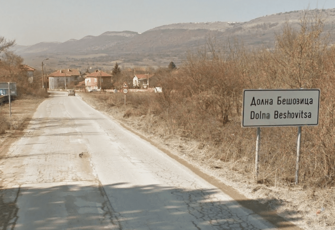 Ограничиха движението по възлов участък