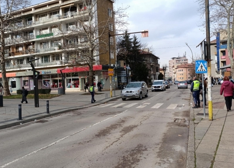 Слагат камери за скорост в центъра на Враца