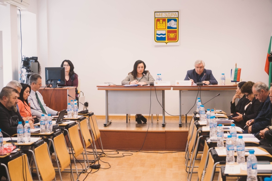 Общинският съвет в Мездра е вече с Комисия по етика