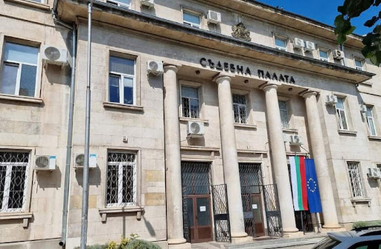 Магистрати наложиха ефективни наказания на двама обвиняеми