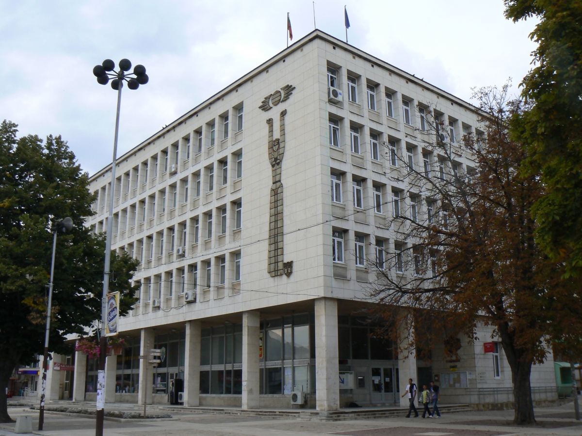 Безплатни административни услуги правят днес в Мездра