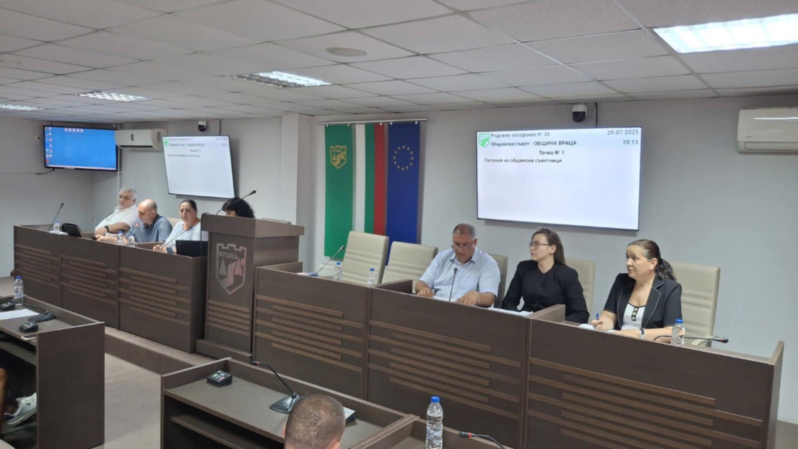 Електробуси под наем ще возят пътниците до врачански села