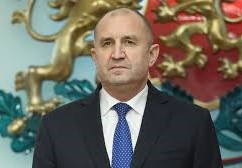 Румен Радев с обръщение към народа: Внасям предложение за референдум в НС за еврото